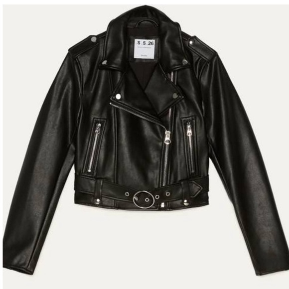 Bershka Jackets & Blazers - 🌹NWT. Bershka Cropped Faux Leather Biker Jacket. Size XS.